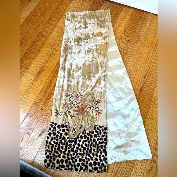 Faux Velvet Leopard Print Floral Scarf Women’s OS Made in India Vintage Unique - Picture 1 of 4